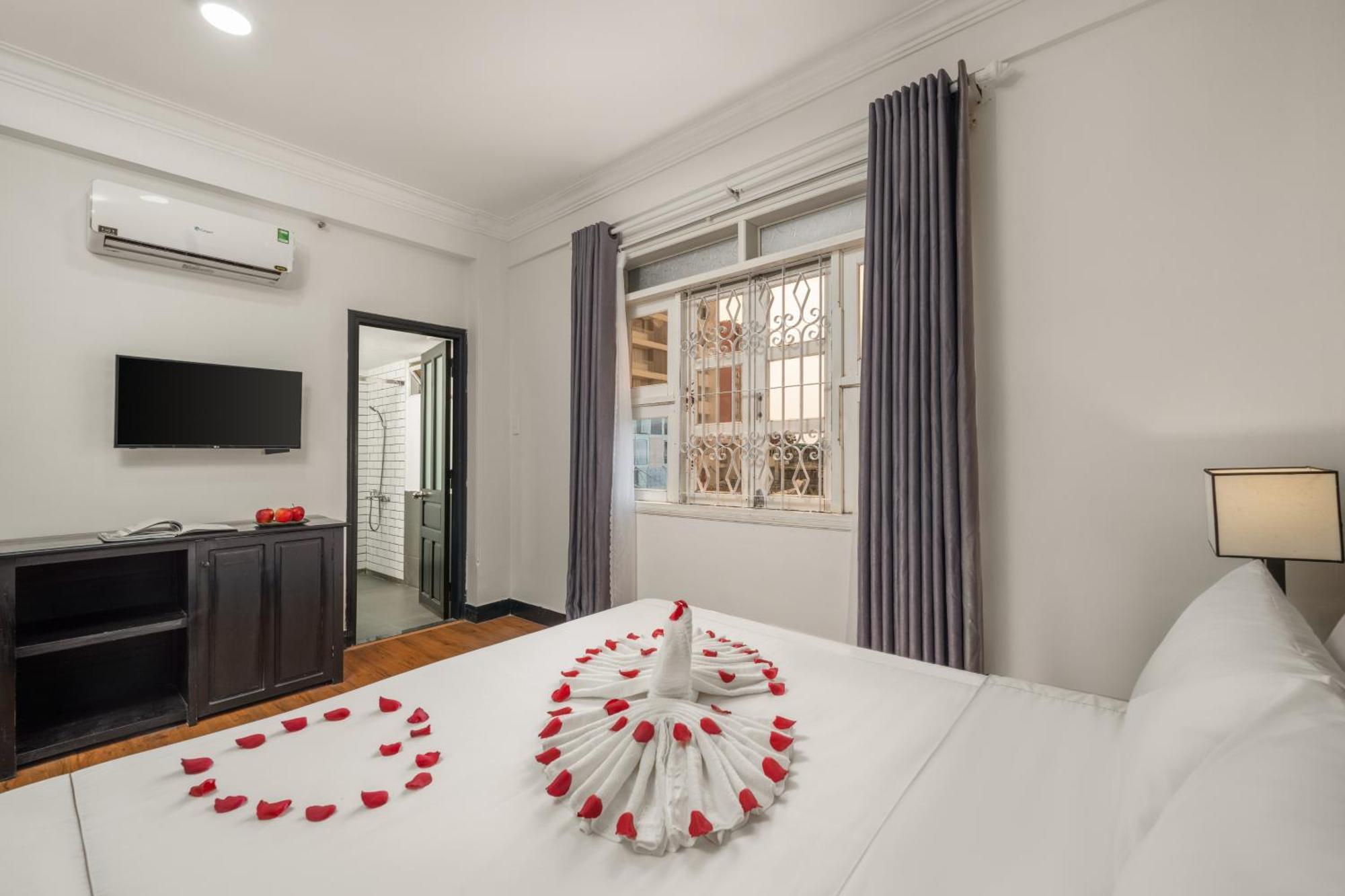 Kly Boutique Hotel Hue Exterior photo